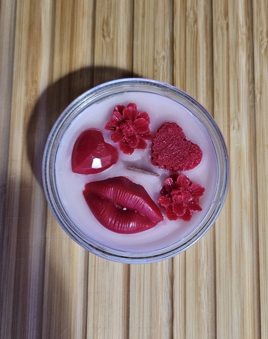 Lumanare parfumata - casă & stil de viață - lumânări, parfumuri, arome - difuzor aromatic - Artynos.ro Lumanare parfumata - casă & stil de viață - lumânări, parfumuri, arome - difuzor aromatic - Artynos.ro