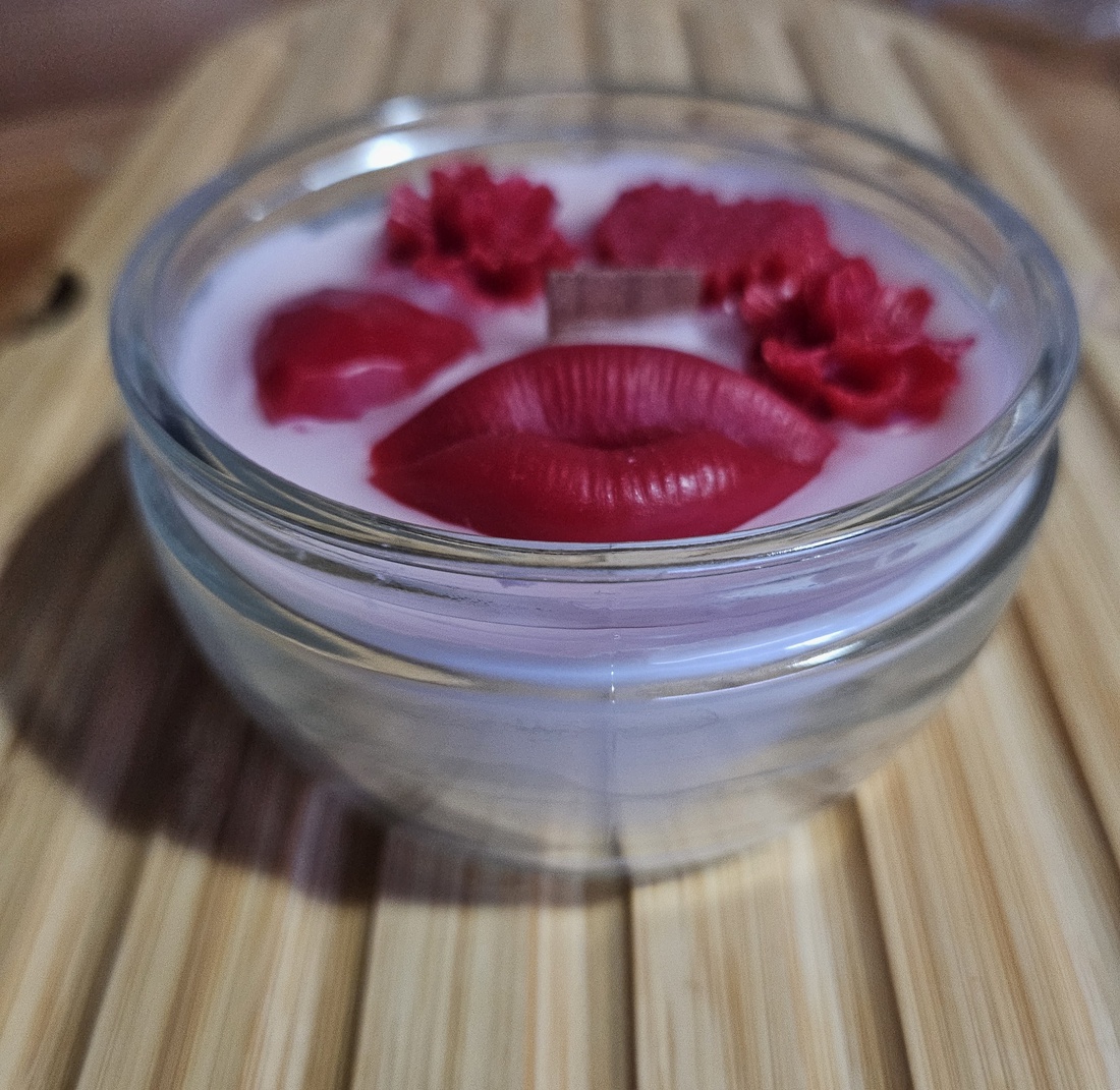 Lumanare parfumata - casă & stil de viață - lumânări, parfumuri, arome - difuzor aromatic - Artynos.ro Lumanare parfumata - casă & stil de viață - lumânări, parfumuri, arome - difuzor aromatic - Artynos.ro