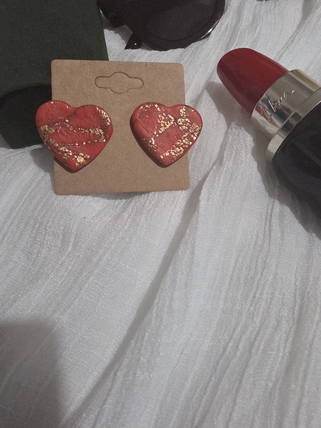 Cercei - arte vizuale și accesorii - grafică, ilustrație - desen cu cerneală - Artynos.ro Cercei - arte vizuale și accesorii - grafică, ilustrație - desen cu cerneală - Artynos.ro