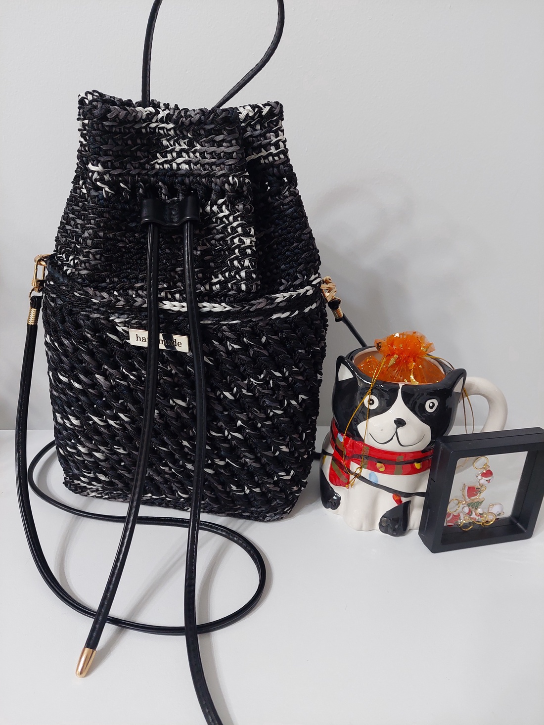 Geanta crosetata ,,Buchet - genți și portofele - genți de mână și umăr - geantă casual - Artynos.ro