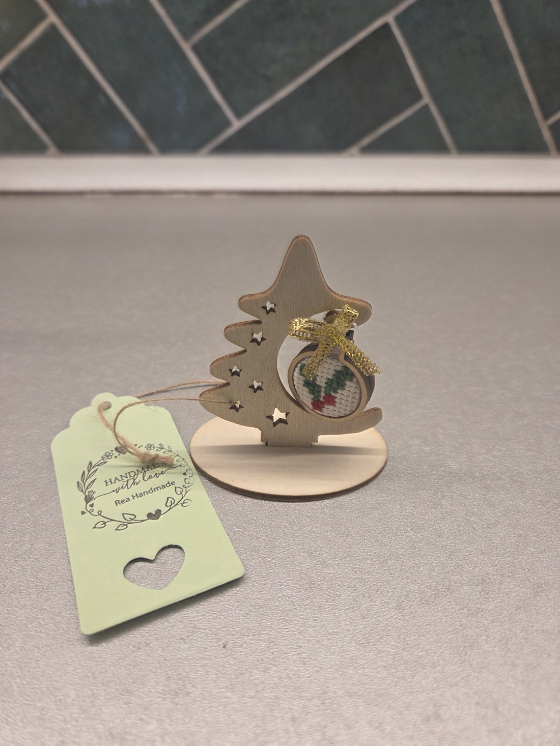 Donație de bani pentru pomul de Crăciun - crăciun - decorațiuni de crăciun de casă - decor pentru masă de crăciun - Artynos.ro