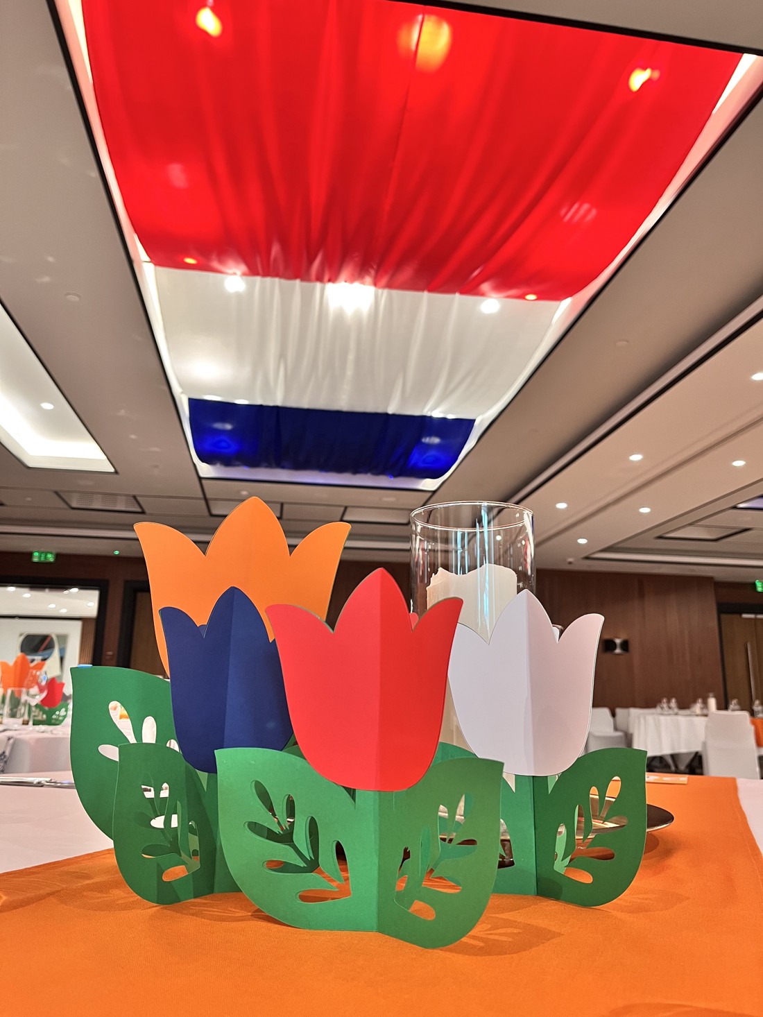 Decorațiuni unice din hârtie - casă & stil de viață - accesorii pentru decorat casa - decorațiuni de masă și decorațiuni pentru rafturi  - florării și grădini de sticle - Artynos.ro