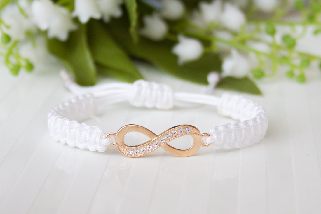 Brățară macramé împletită - Infinity alb/dorat -  - Artynos.ro