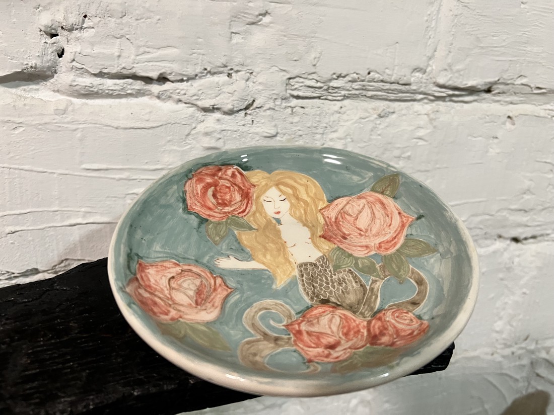 Energie feminină � platou decorativ cu sirene -  - Artynos.ro