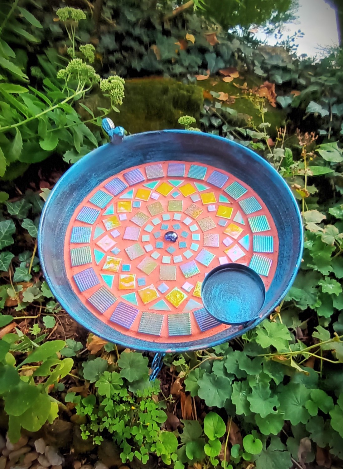 REKREDENC - Mâncător de păsări mozaic cu suport (44) - casă & stil de viață - accesorii pentru casă și grădină - hrănitoare păsări - Artynos.ro