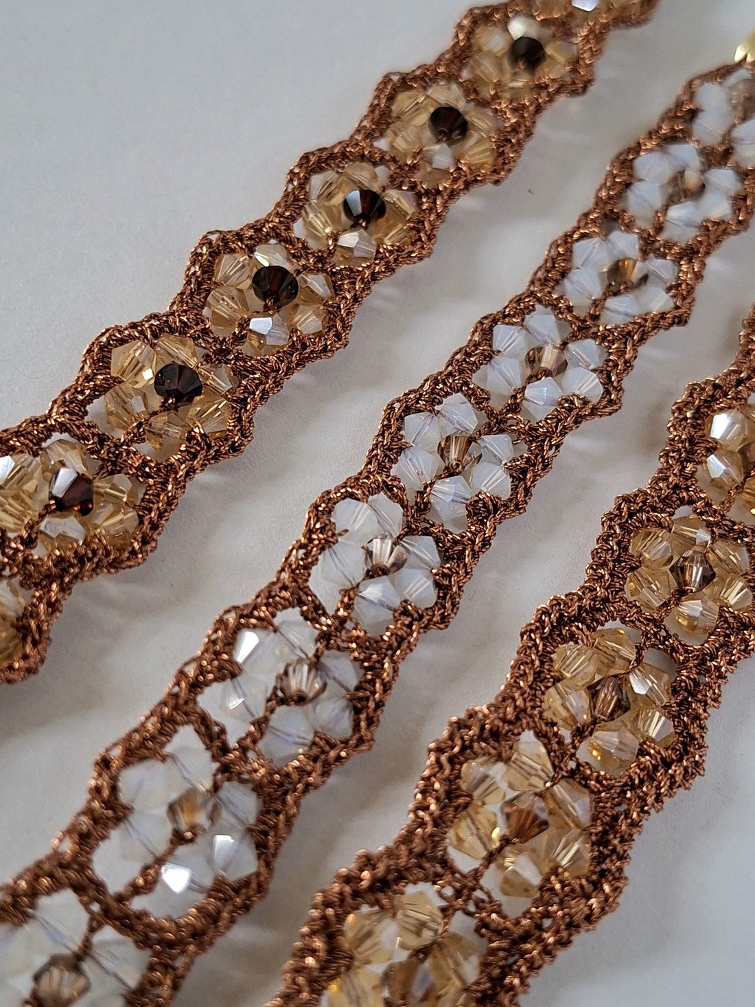 Bratari Crosetate Manual cu Cristale - Colectia Lumina Cooper - Bijuterie Handmade - bijuterii - brățări - brățări împletite - Artynos.ro