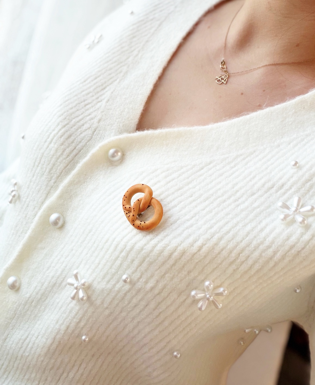 Brosa Covrig - bijuterii - broșe - Artynos.ro