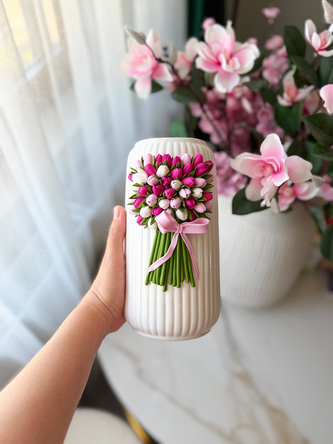 Vaza cu lalele - casă & stil de viață - decorațiuni de casă - accesorii florale - vaze - Artynos.ro