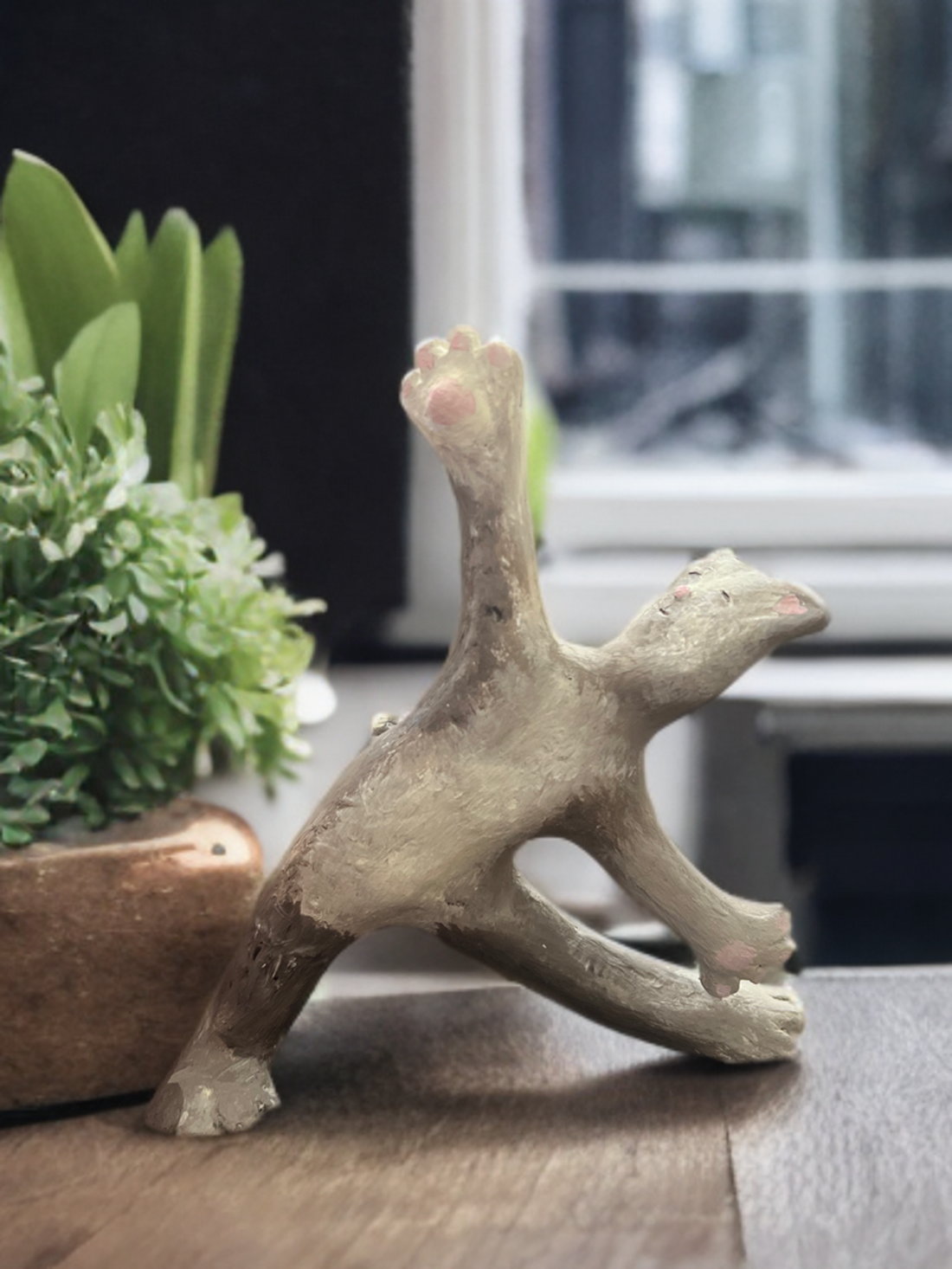 Pisicuta Yoghina - arte vizuale și accesorii - sculptură - sculpturi și figurine din ceramică - Artynos.ro Pisicuta Yoghina - arte vizuale și accesorii - sculptură - sculpturi și figurine din ceramică - Artynos.ro