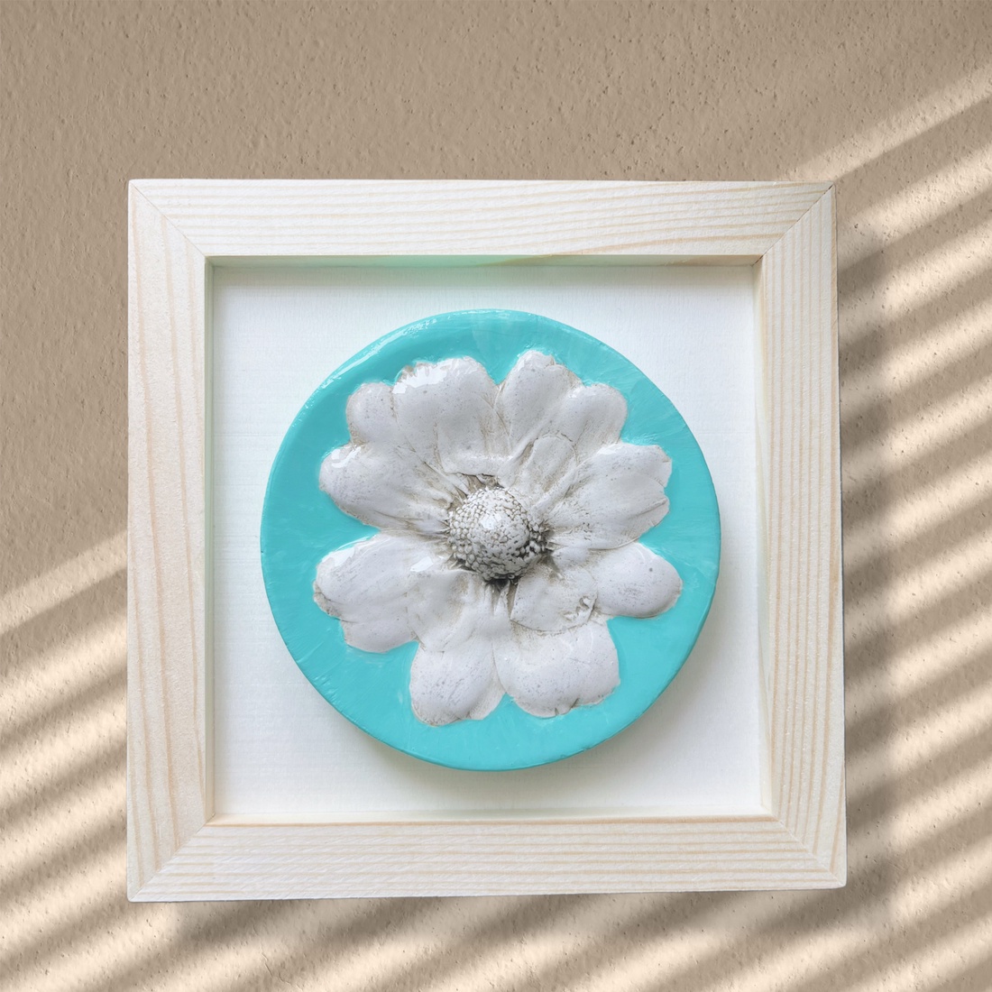 Basorelief Crizantema - casă & stil de viață - accesorii pentru decorat casa - picturi murale - panouri și tablouri, panouri decorative - Artynos.ro Basorelief Crizantema - casă & stil de viață - accesorii pentru decorat casa - picturi murale - panouri și tablouri, panouri decorative - Artynos.ro