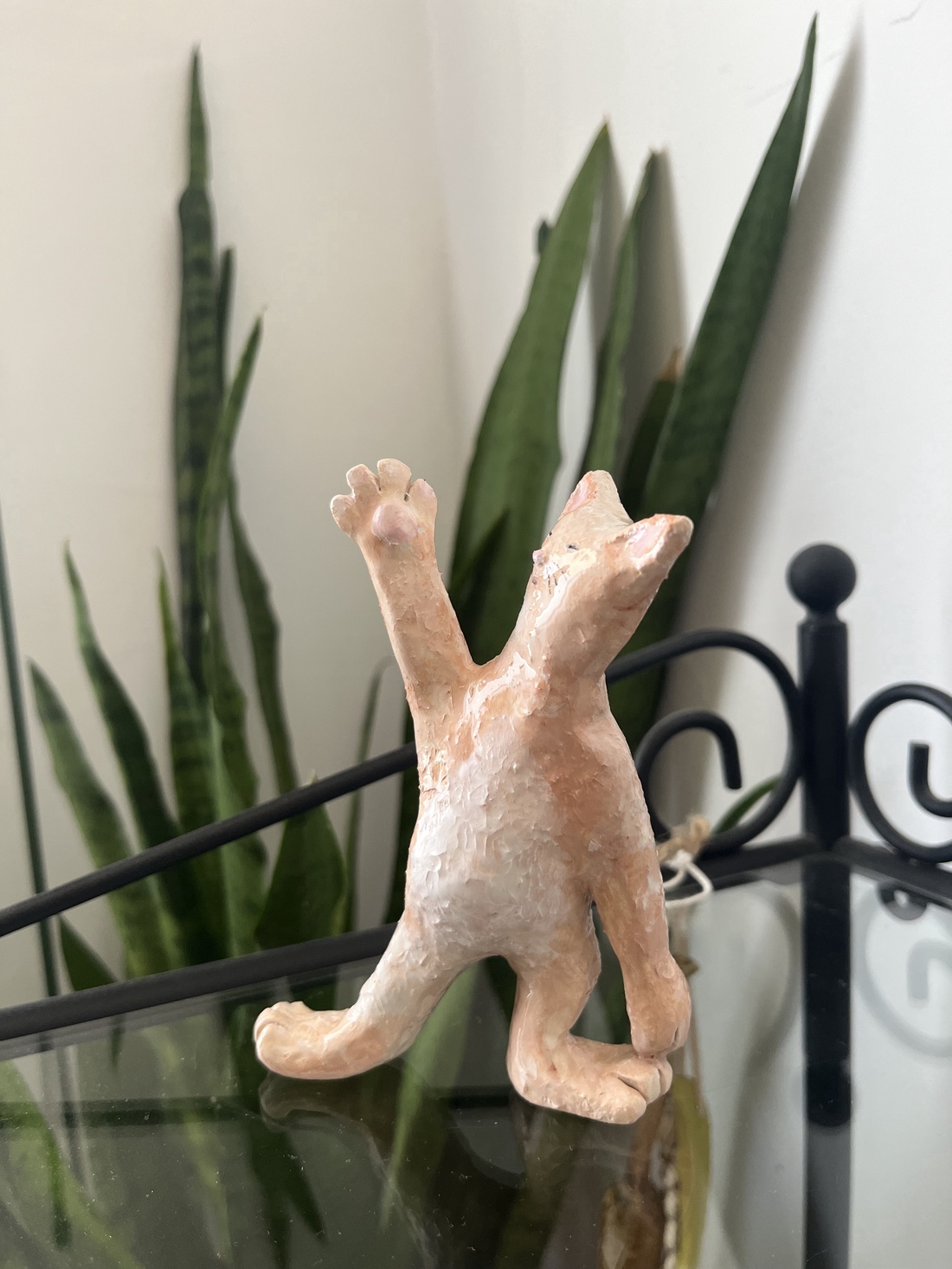 Pisicuta Yoghina - arte vizuale și accesorii  - sculptură - sculpturi și figurine din ceramică - Artynos.ro