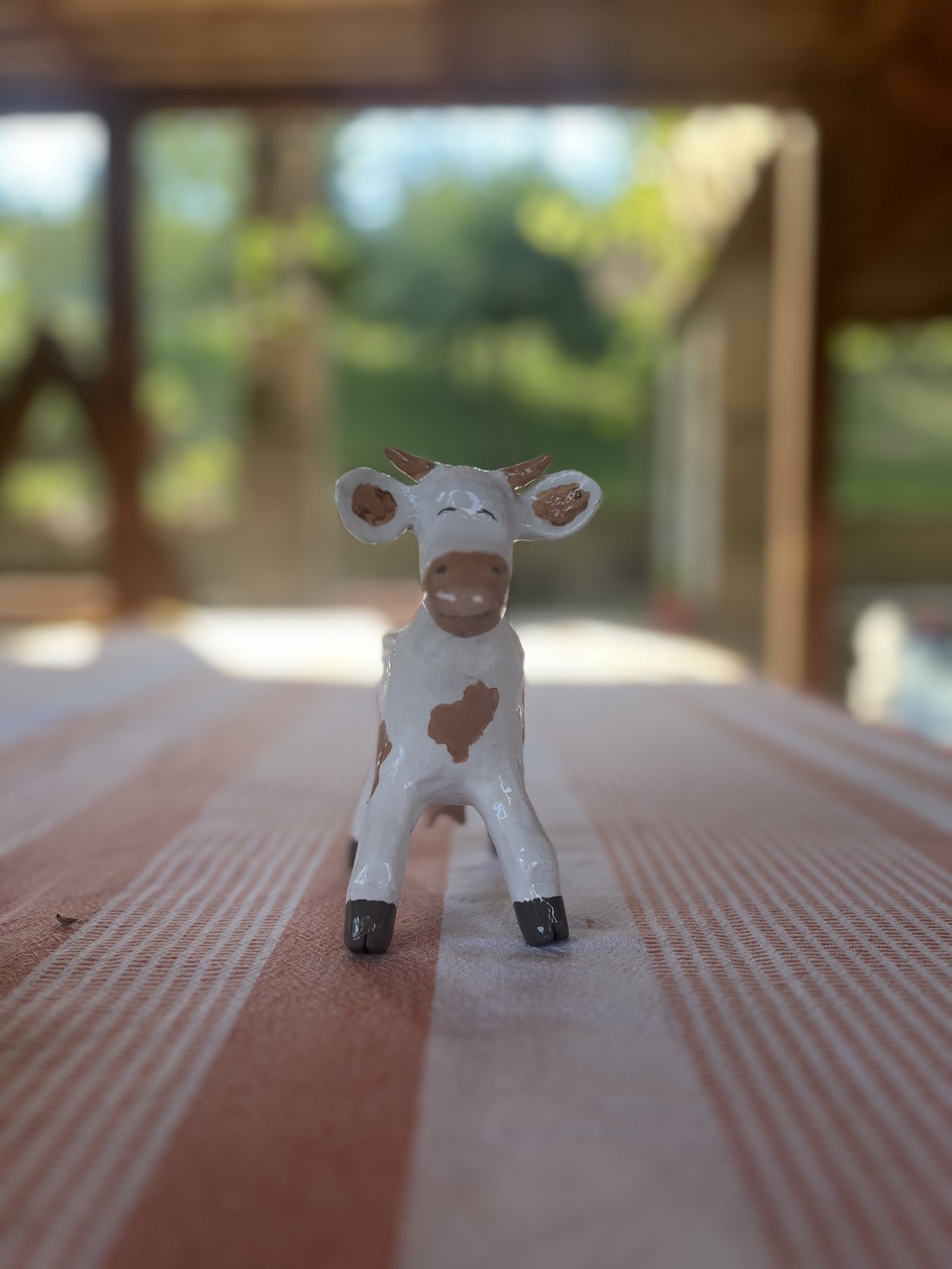 Figurina din lut - arte vizuale și accesorii  - sculptură - sculpturi și figurine din ceramică - Artynos.ro