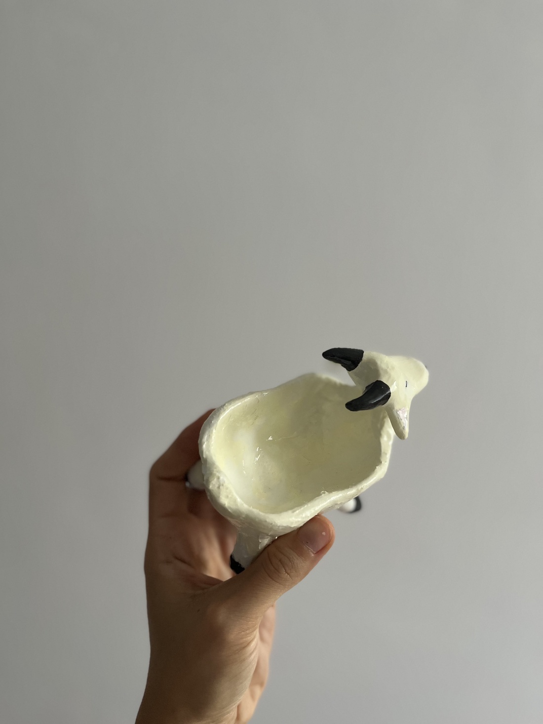 Figurina din lut - arte vizuale și accesorii  - sculptură - sculpturi și figurine din ceramică - Artynos.ro