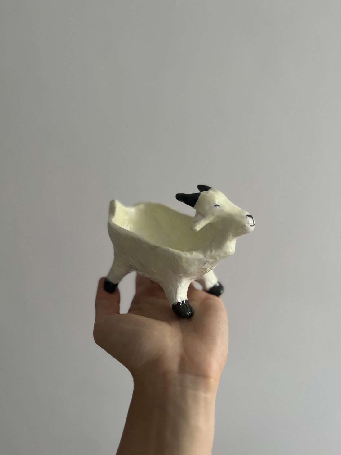 Figurina din lut - arte vizuale și accesorii  - sculptură - sculpturi și figurine din ceramică - Artynos.ro