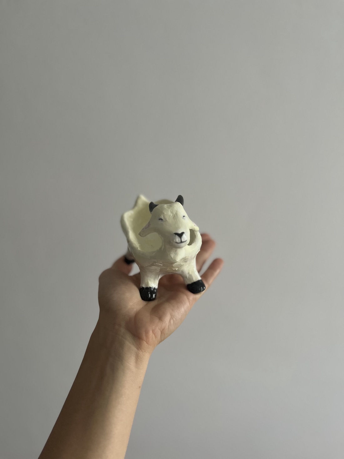 Figurina din lut - arte vizuale și accesorii  - sculptură - sculpturi și figurine din ceramică - Artynos.ro
