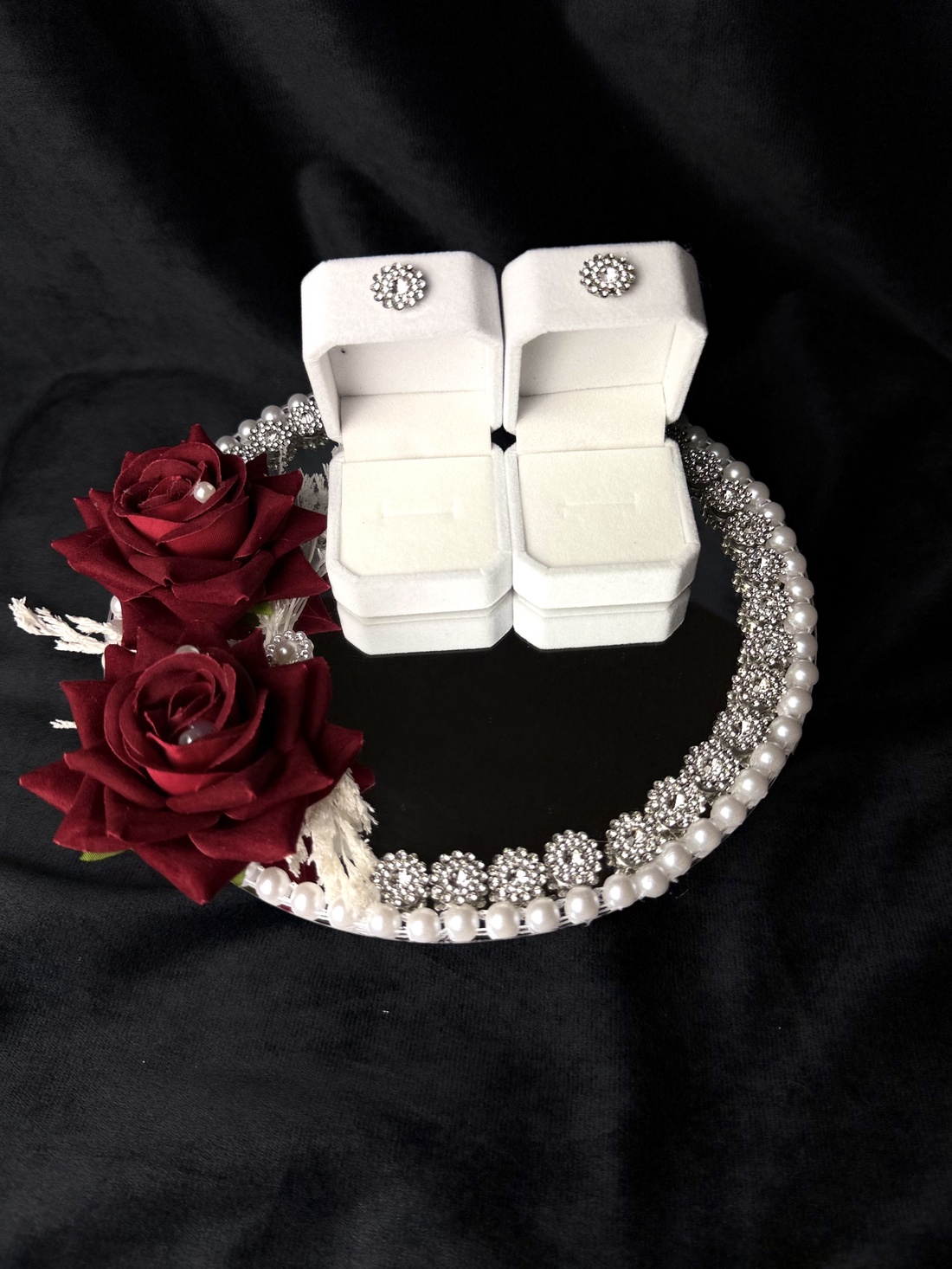 Oglindă Verighete  - accesorii nuntă - accesorii de nuntă - suport verighete și perne pentru inele - Artynos.ro