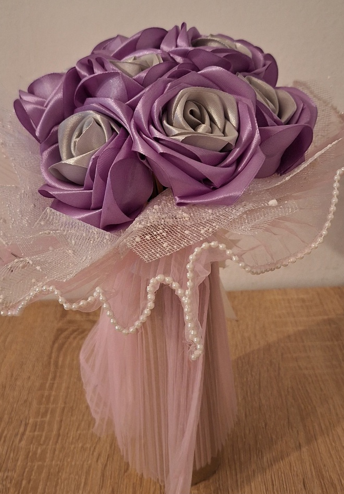 Buchet de flori din satin - casă & stil de viață - decorațiuni de casă - accesorii florale - ghiveci de plante - Artynos.ro