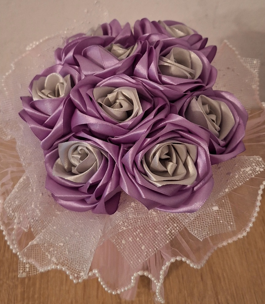 Buchet de flori din satin - casă & stil de viață - decorațiuni de casă - accesorii florale - ghiveci de plante - Artynos.ro