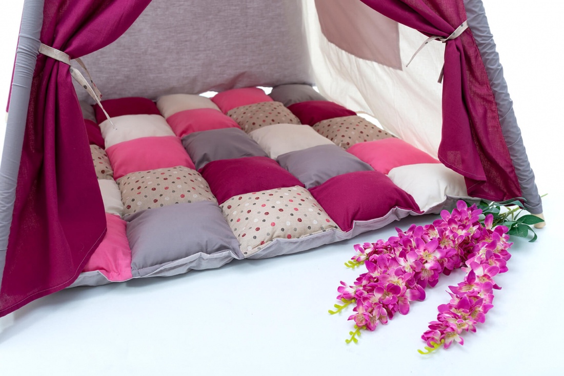 Cort TeePee Fucsia - jucării și echipamente pentru copii - corturi, căsuțe de copii - Artynos.ro