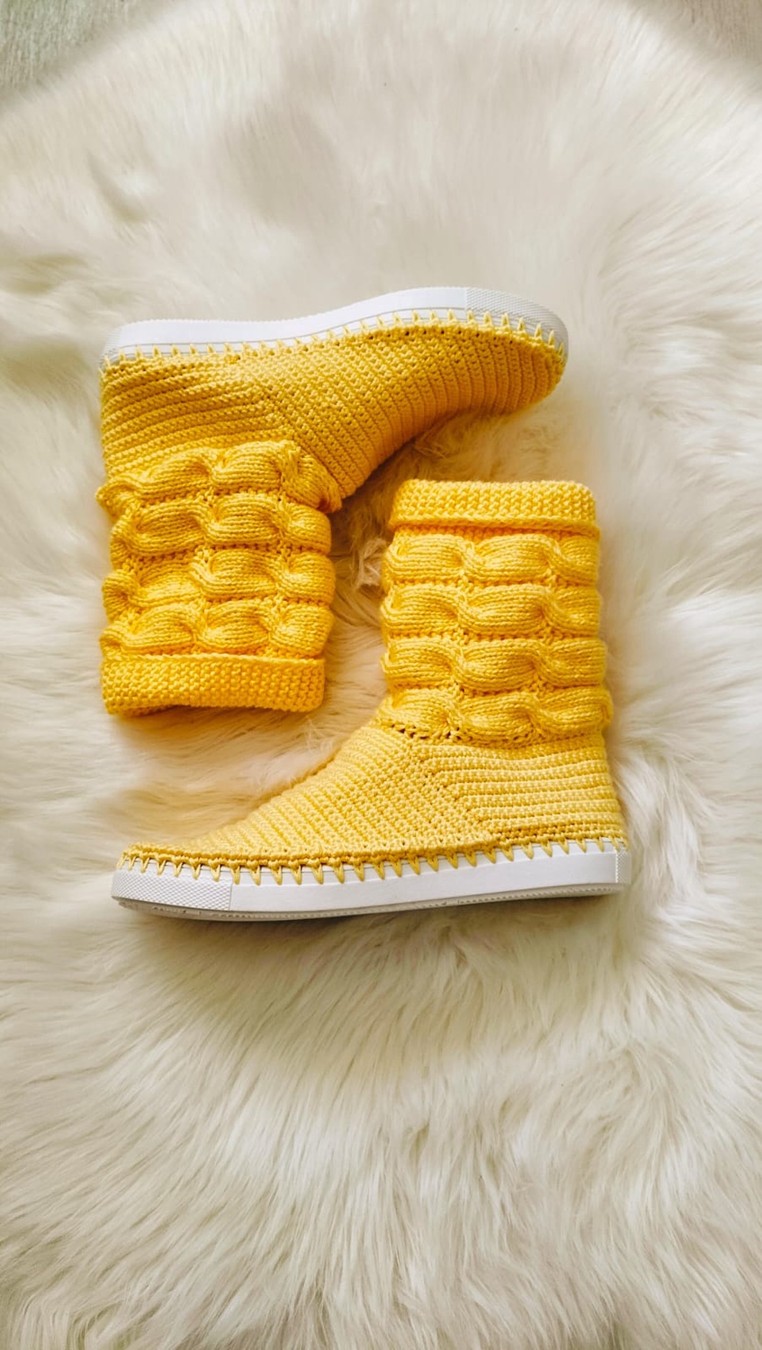 Cizme crosetate - îmbrăcăminte și modă - pantofi, papuci, șosete - adidași - Artynos.ro Cizme crosetate - îmbrăcăminte și modă - pantofi, papuci, șosete - adidași - Artynos.ro