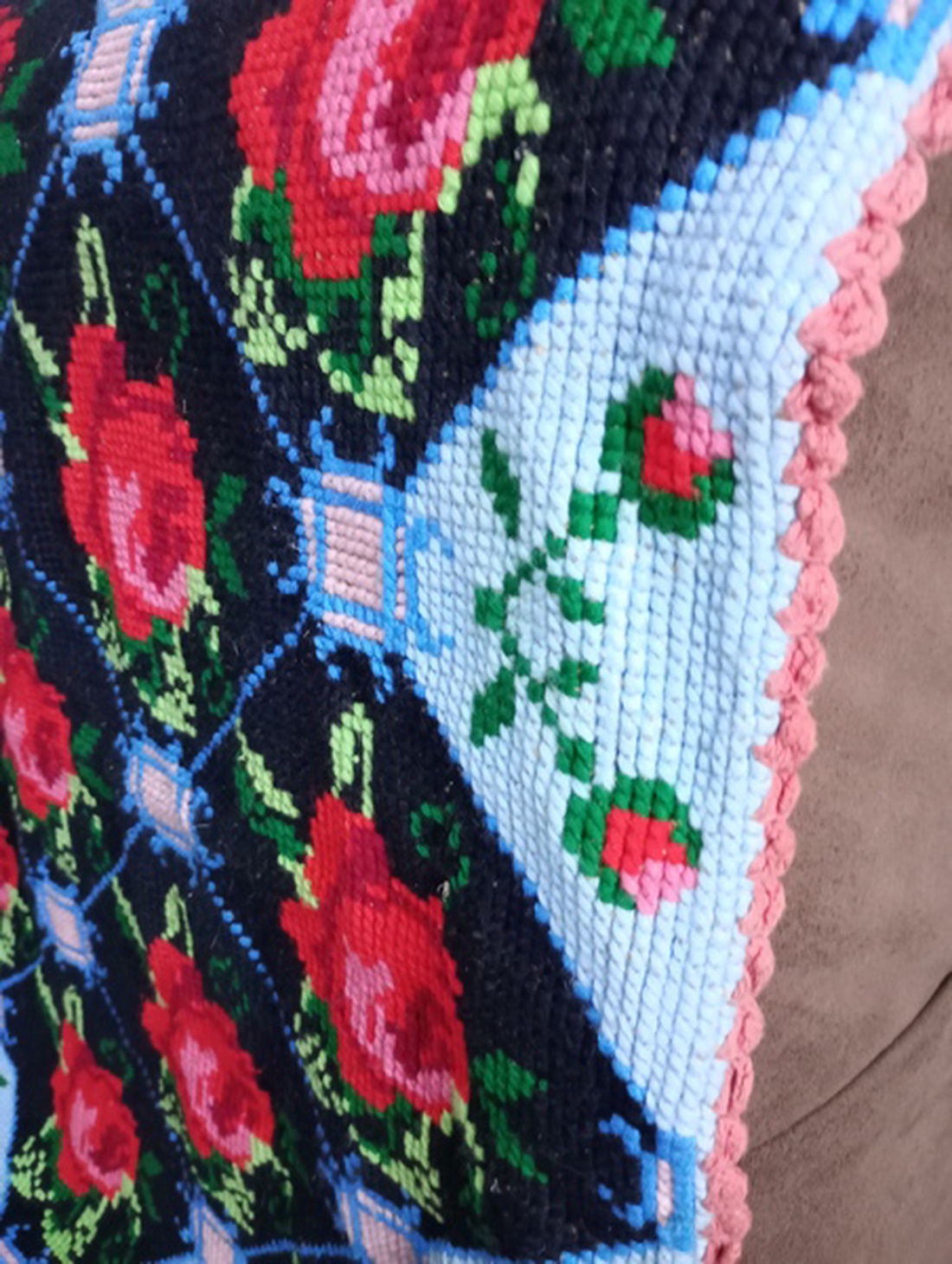 Carpeta traditionala romaneasca - accessorii și unelte - textile - pîslă - Artynos.ro