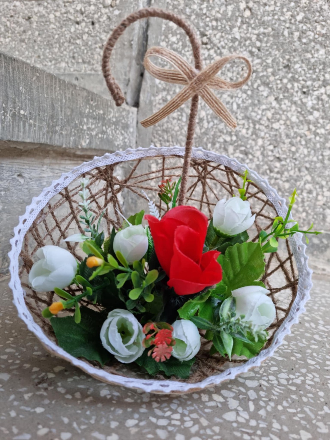 Umbrela cu flori - casă & stil de viață - accesorii pentru decorat casa - decorațiuni de pereți, decorațiuni suspendate - decorațiuni perete, macramé - Artynos.ro Umbrela cu flori - casă & stil de viață - accesorii pentru decorat casa - decorațiuni de pereți, decorațiuni suspendate - decorațiuni perete, macramé - Artynos.ro
