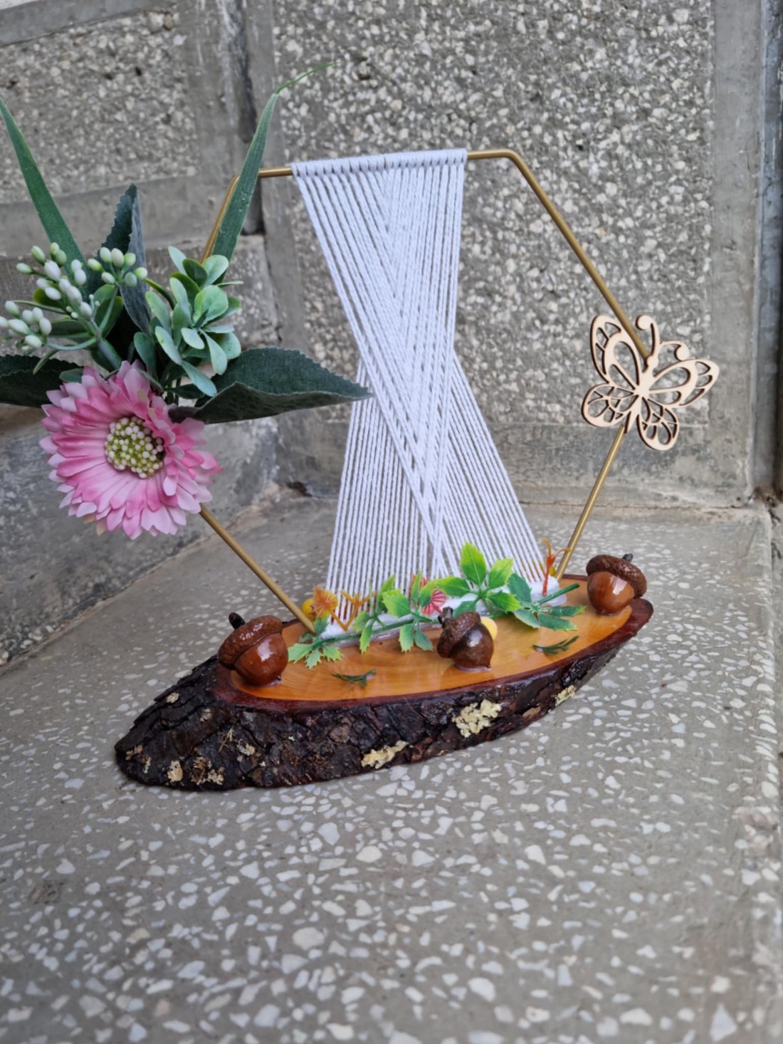 Decoratiune pe felie din lemn - casă & stil de viață - accesorii pentru decorat casa - decorațiuni de masă și decorațiuni pentru rafturi - decorațiuni de masă - Artynos.ro Decoratiune pe felie din lemn - casă & stil de viață - accesorii pentru decorat casa - decorațiuni de masă și decorațiuni pentru rafturi - decorațiuni de masă - Artynos.ro