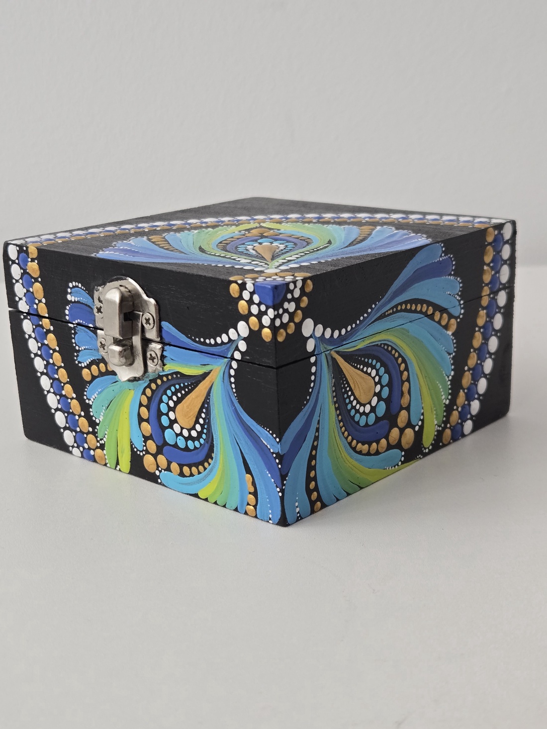 Casetă de bijuterii - bijuterii - suporturi și cutii de bijuterii - cutii de bijuterii - Artynos.ro