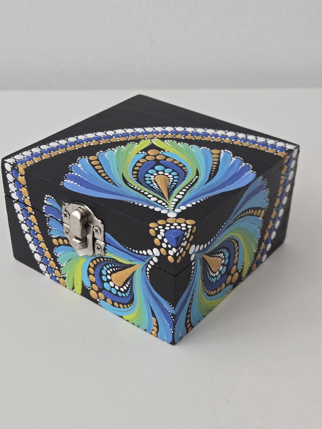 Casetă de bijuterii - bijuterii - suporturi și cutii de bijuterii - cutii de bijuterii - Artynos.ro