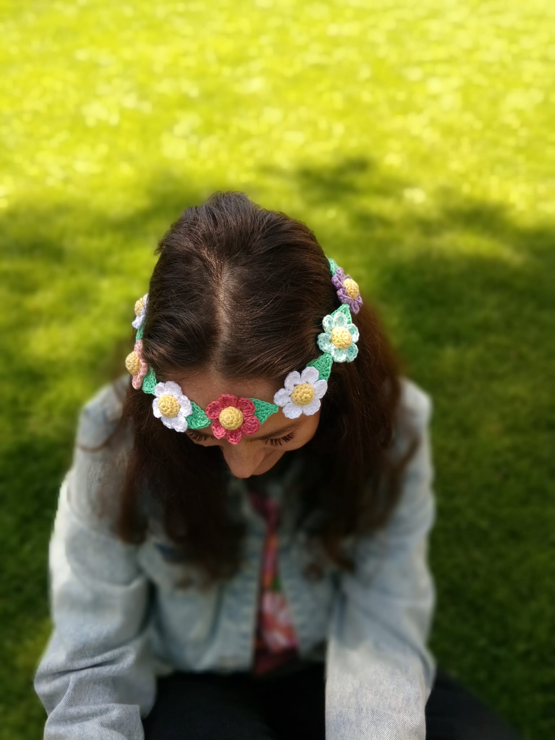 Coroniță cu flori croșetate - accesorii nuntă - accesorii de nuntă - voal mirese - Artynos.ro Coroniță cu flori croșetate - accesorii nuntă - accesorii de nuntă - voal mirese - Artynos.ro