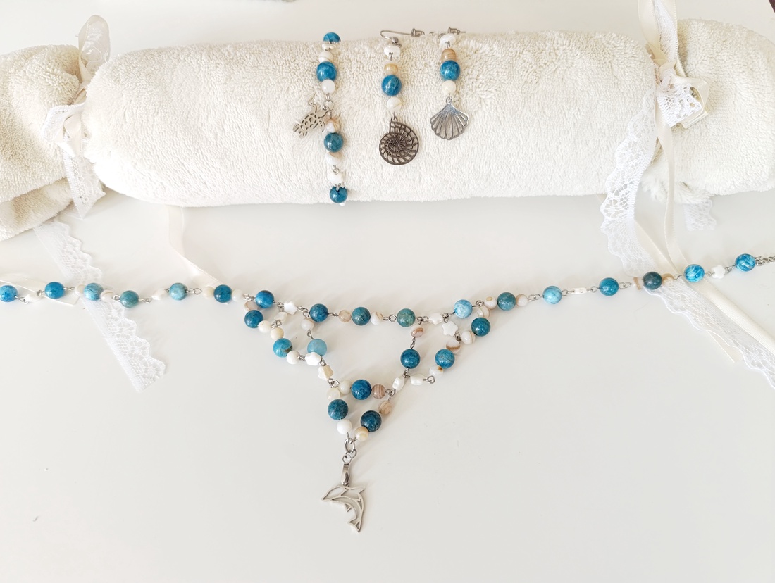Seafoam � Set bijuterii unicat din apatit și sidef � colier, cercei și brățară - bijuterii - seturi de bijuterii - Artynos.ro