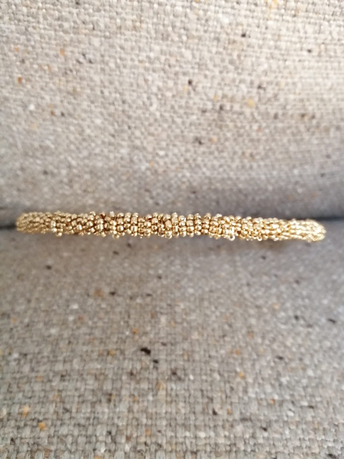 Cordeluță cu mărgele aurii - îmbrăcăminte și modă - accesorii păr - bandă de păr și agrafe păr - Artynos.ro