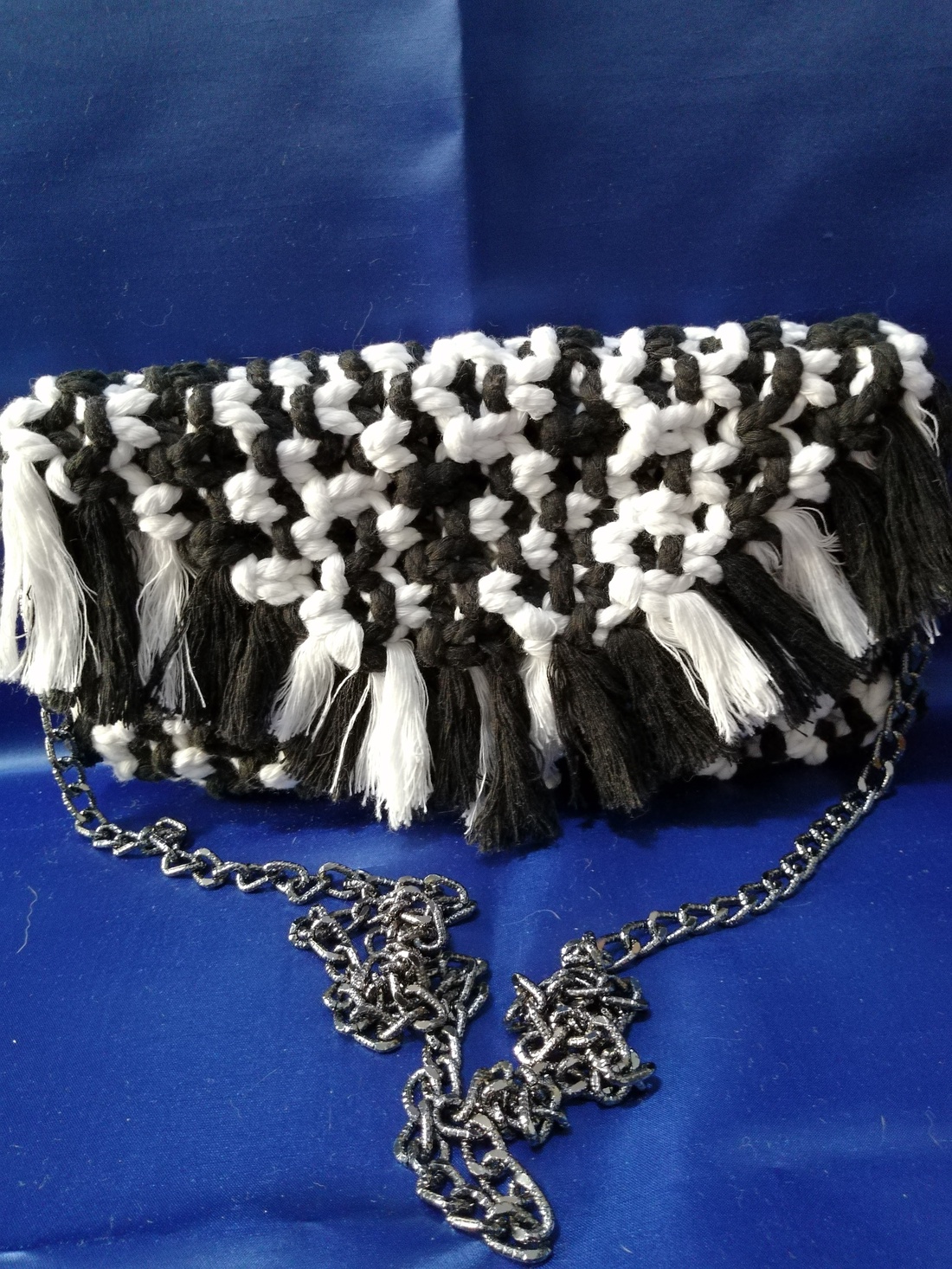 Geantă plic model etnic - genți și portofele - genți de mână și umăr - geantă casual - Artynos.ro