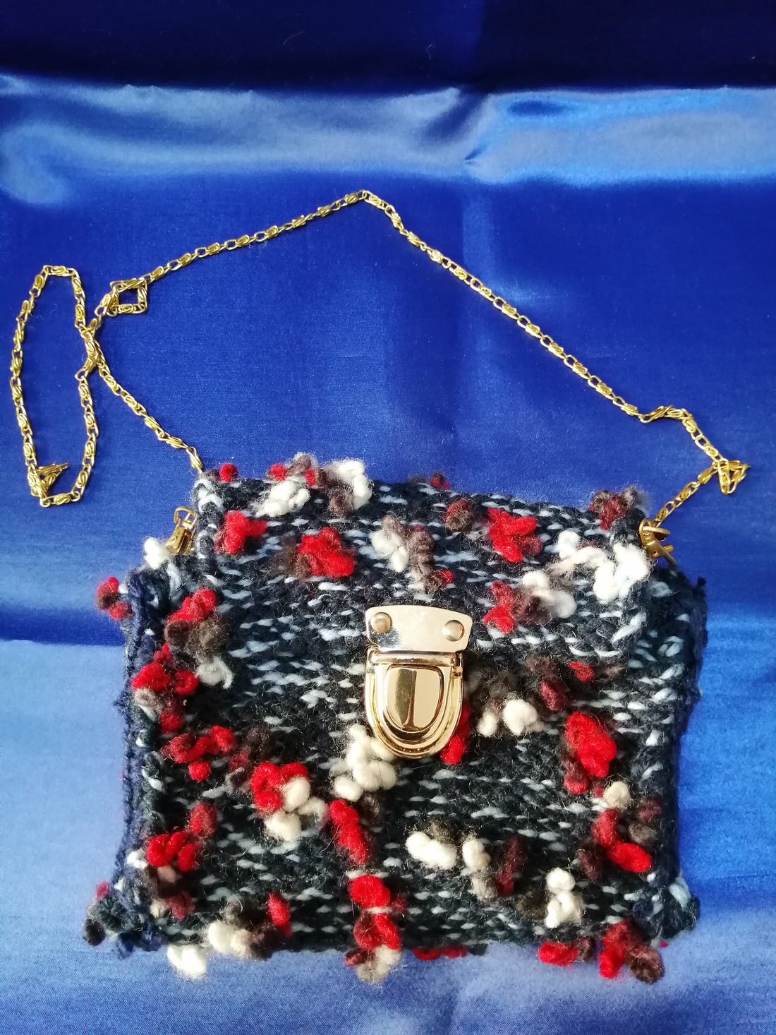 Geantă plic model floral - genți și portofele - genți de mână și umăr - geantă casual - Artynos.ro