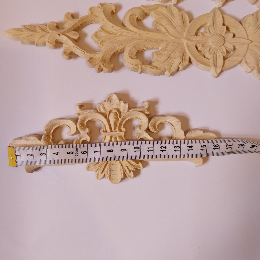 Ornamente din lemn pentru decorarea sau reconditionarea mobilierului - accessorii și unelte - lemn - mobilă - Artynos.ro Ornamente din lemn pentru decorarea sau reconditionarea mobilierului - accessorii și unelte - lemn - mobilă - Artynos.ro