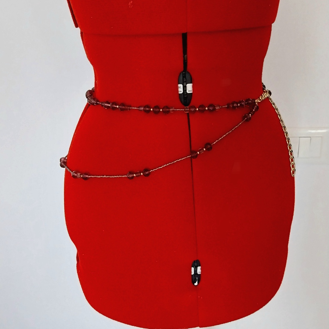 Lant de talie - îmbrăcăminte și modă - curele și catarame artizanale - alte accesorii - Artynos.ro Lant de talie - îmbrăcăminte și modă - curele și catarame artizanale - alte accesorii - Artynos.ro
