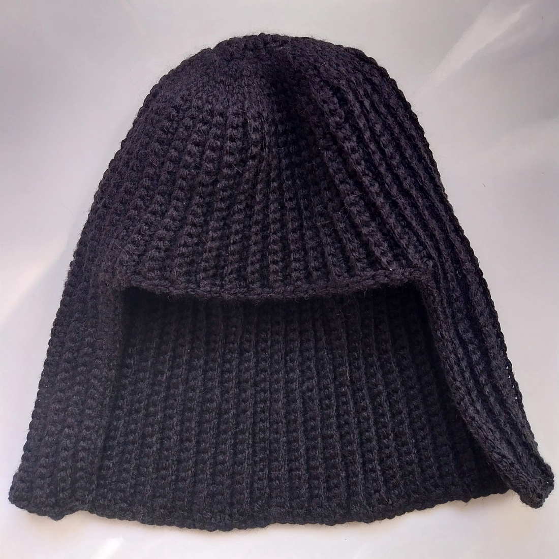 Căciulă stil peruca - îmbrăcăminte și modă - eșarfe, pălării, fularuri - căciulă - Artynos.ro Căciulă stil peruca - îmbrăcăminte și modă - eșarfe, pălării, fularuri - căciulă - Artynos.ro