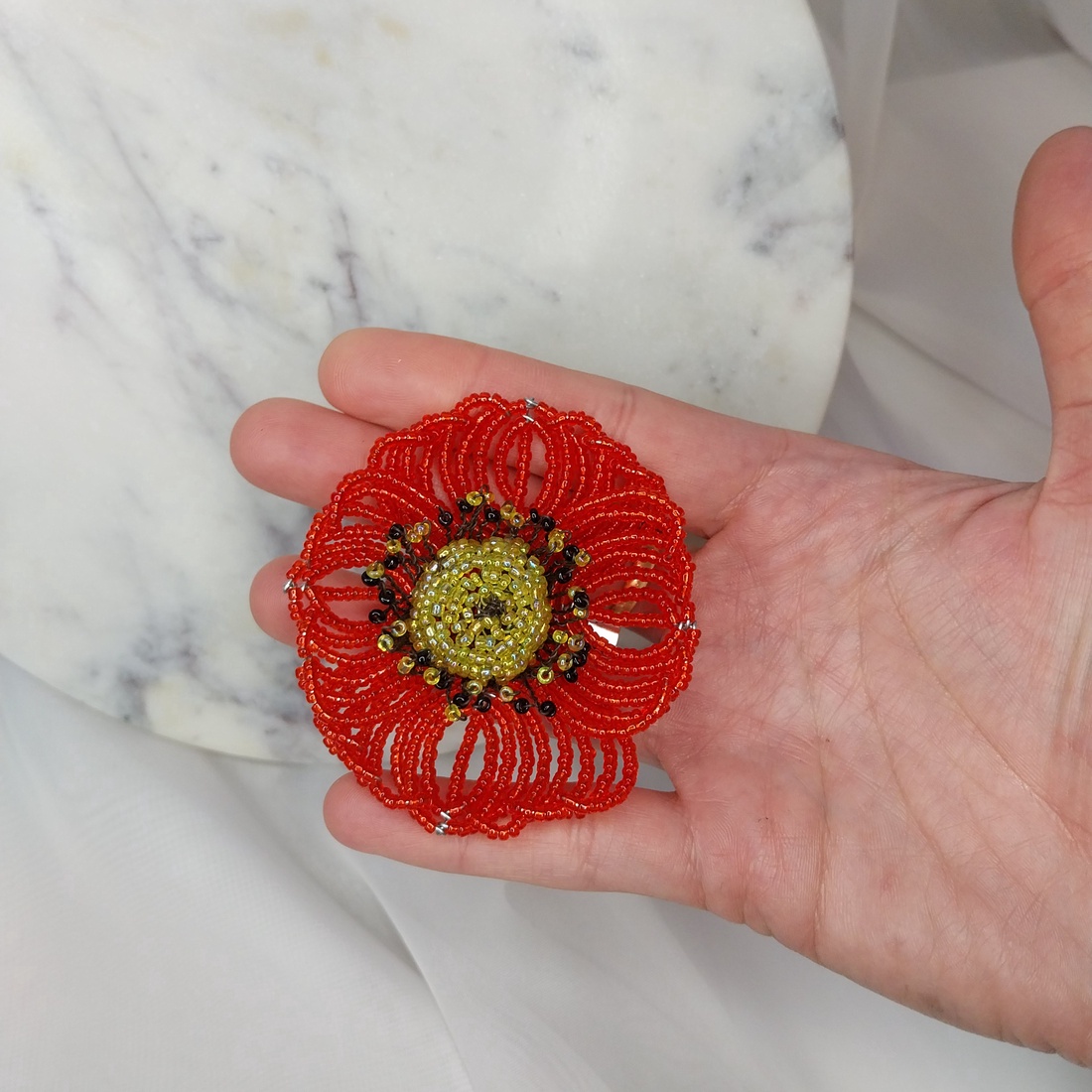 Mărțișor Broșă supradimensionată cu mac  - bijuterii - mărțișor - Artynos.ro