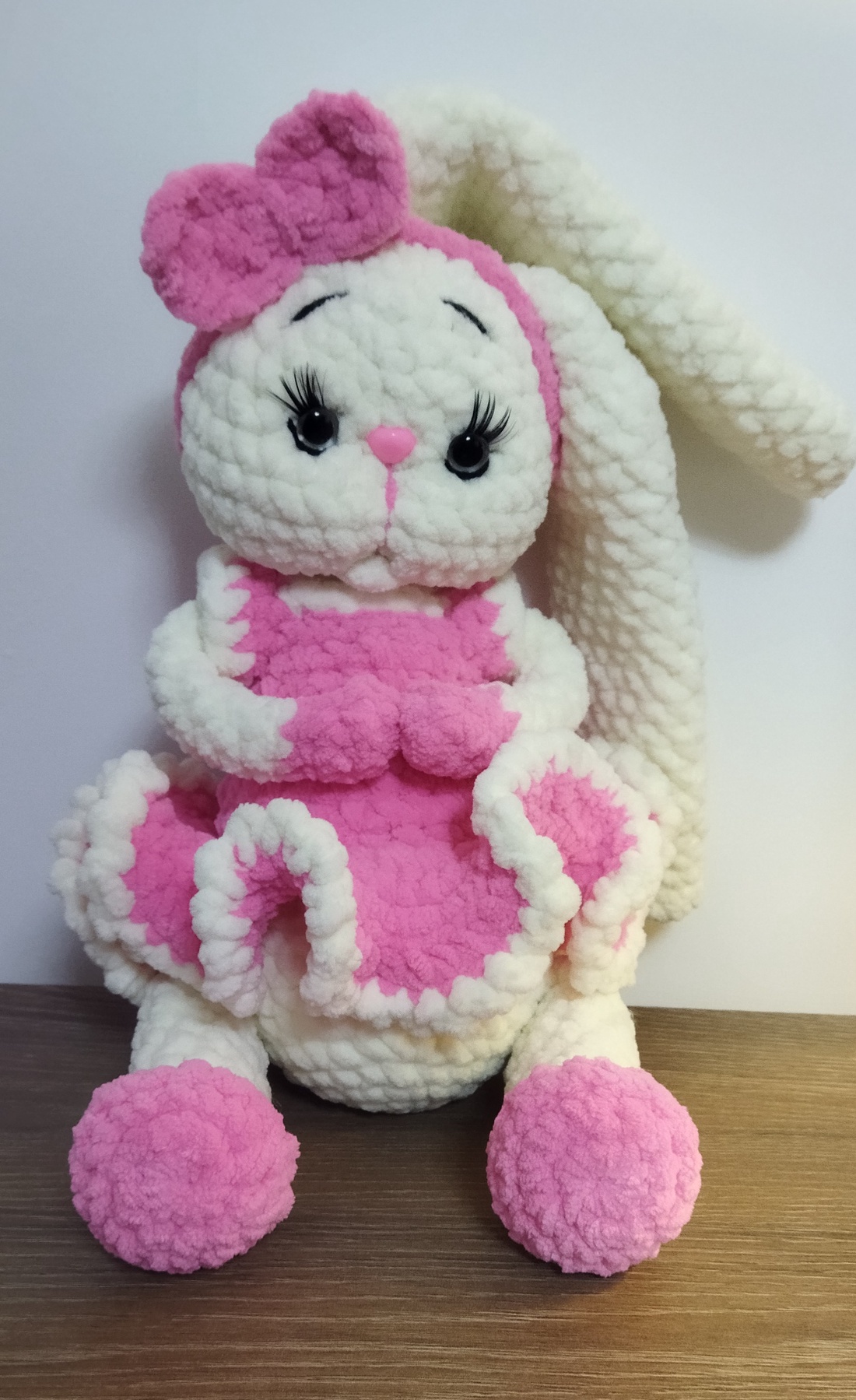 Iepuras crosetat - jucării și echipamente pentru copii - plușuri - figurine de pluș - Artynos.ro Iepuras crosetat - jucării și echipamente pentru copii - plușuri - figurine de pluș - Artynos.ro