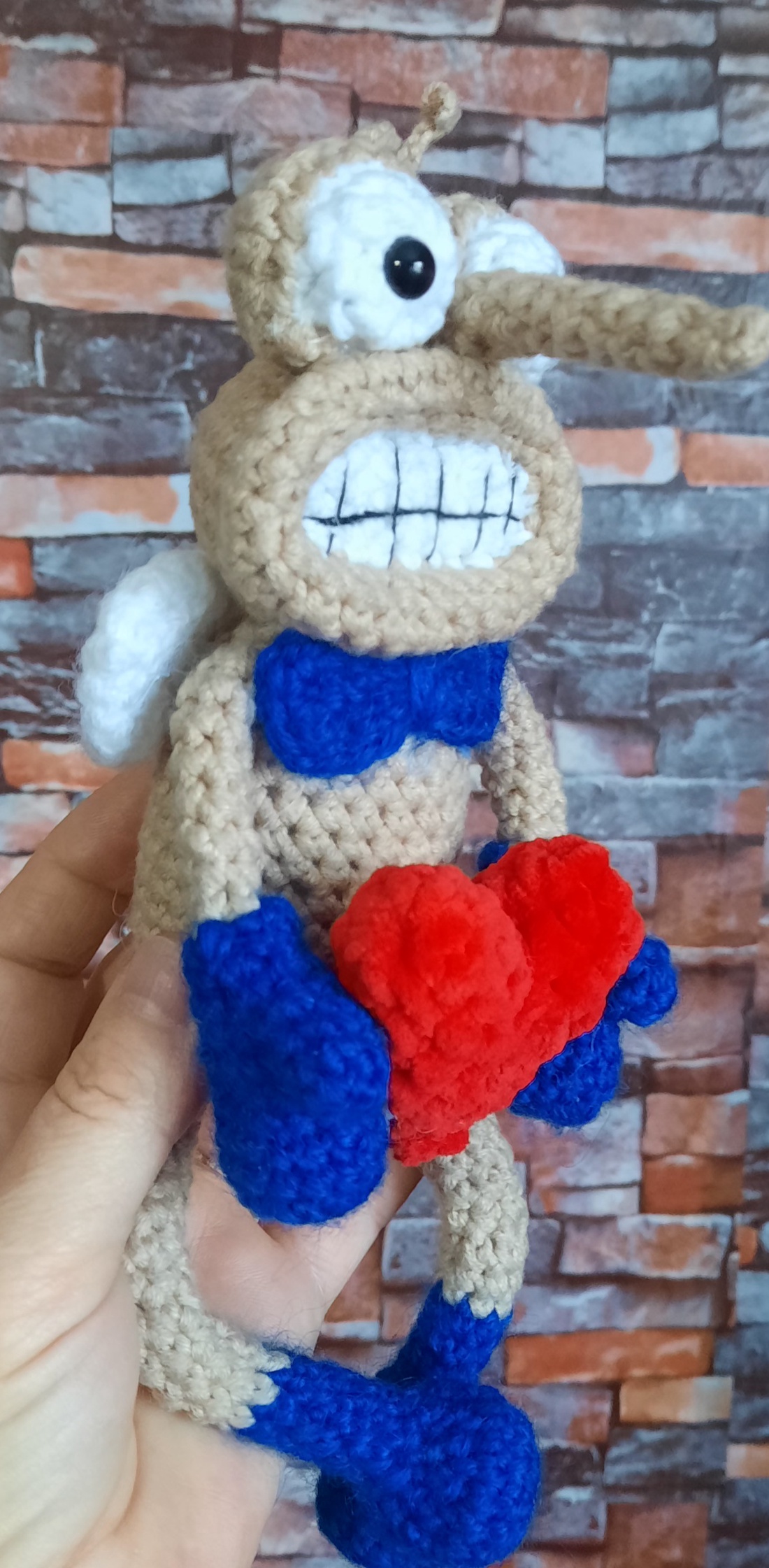 Tantar crosetat cu inimioara - jucării și echipamente pentru copii - plușuri - figurine de pluș - Artynos.ro Tantar crosetat cu inimioara - jucării și echipamente pentru copii - plușuri - figurine de pluș - Artynos.ro