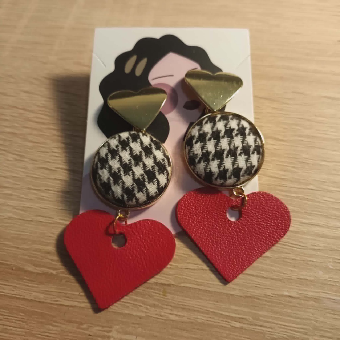 cercei din  piele naturală  - bijuterii - cercei - cercei lungi - Artynos.ro