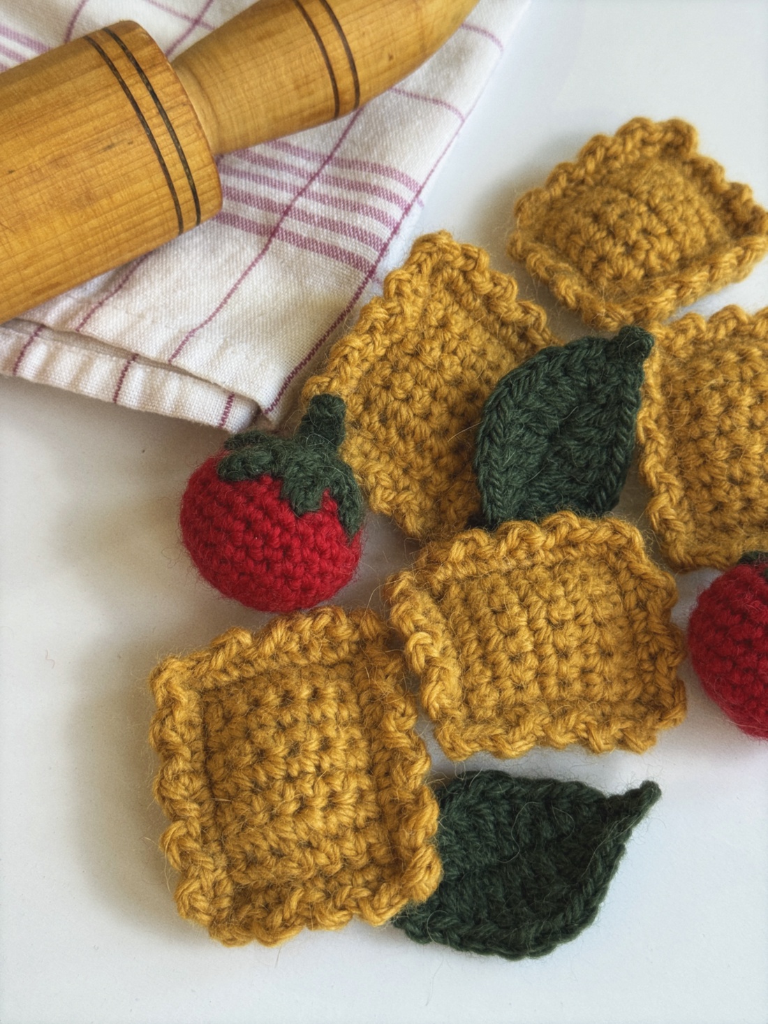 Crochet Ravioli Kit - jucării și echipamente pentru copii - jocuri de rol - Artynos.ro