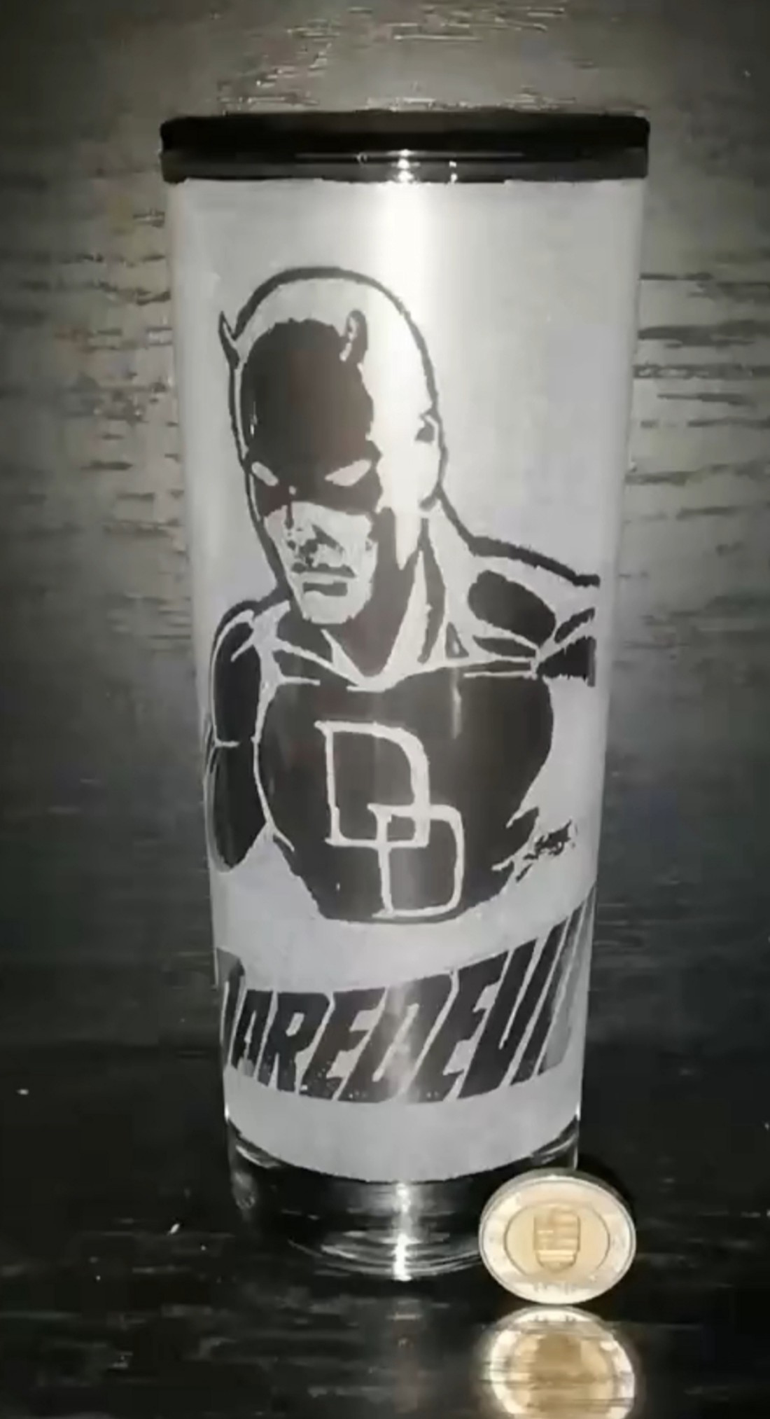 Pahar de sticlă cu model Daredevil Marvel  -  - Artynos.ro