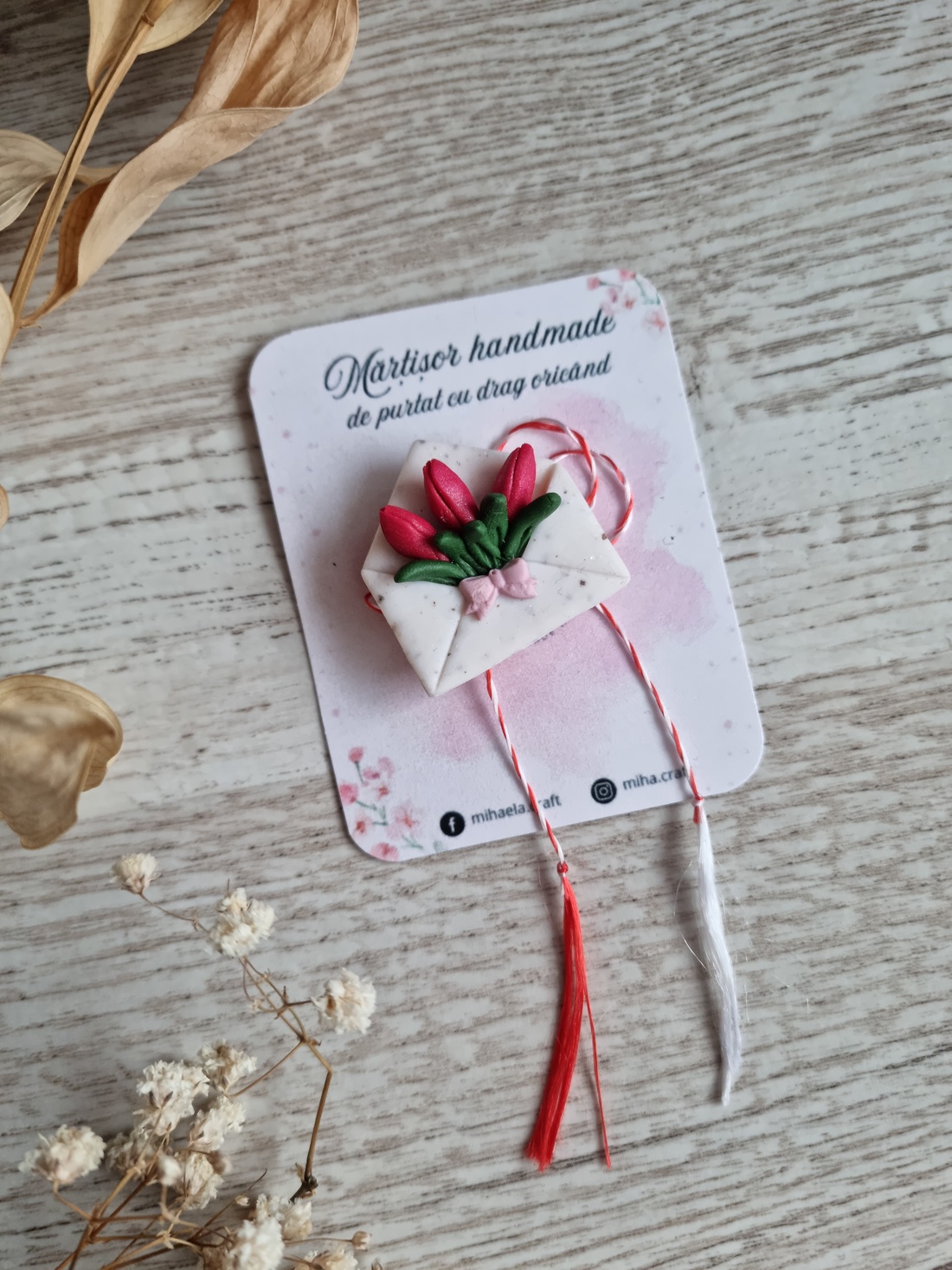 Broșă Mărțișor Lalele - bijuterii - mărțișor - Artynos.ro Broșă Mărțișor Lalele - bijuterii - mărțișor - Artynos.ro