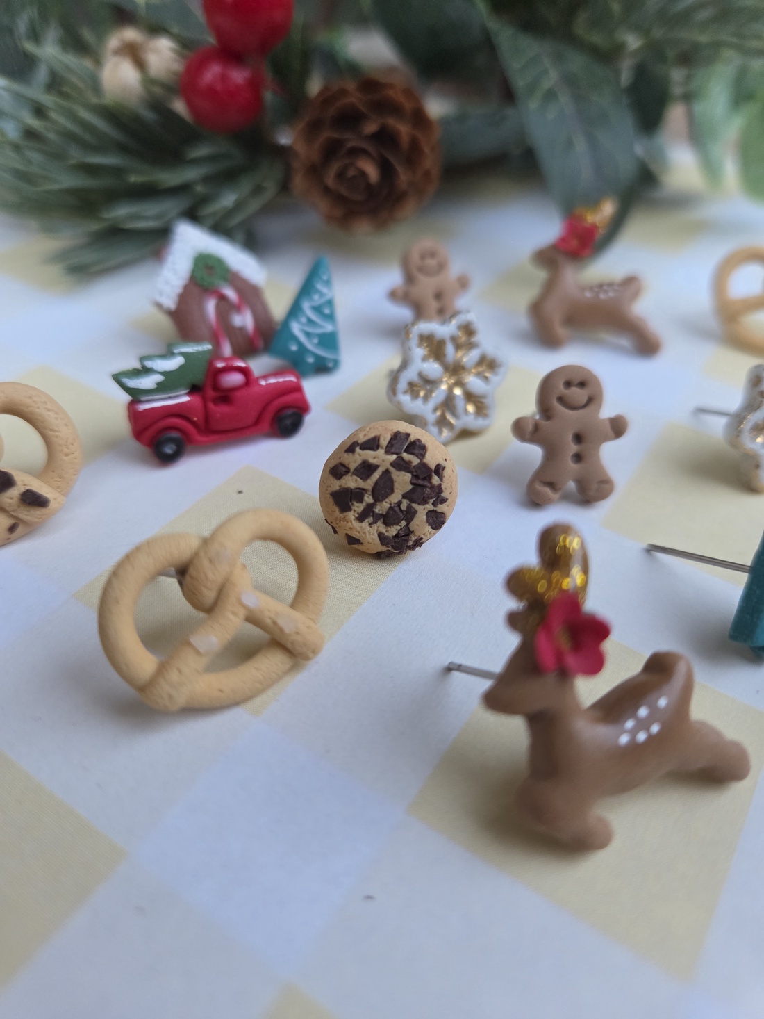 Cercei țintă cookies  - crăciun - cadouri de moș crăciun - cadouri de moș crăciun - Artynos.ro