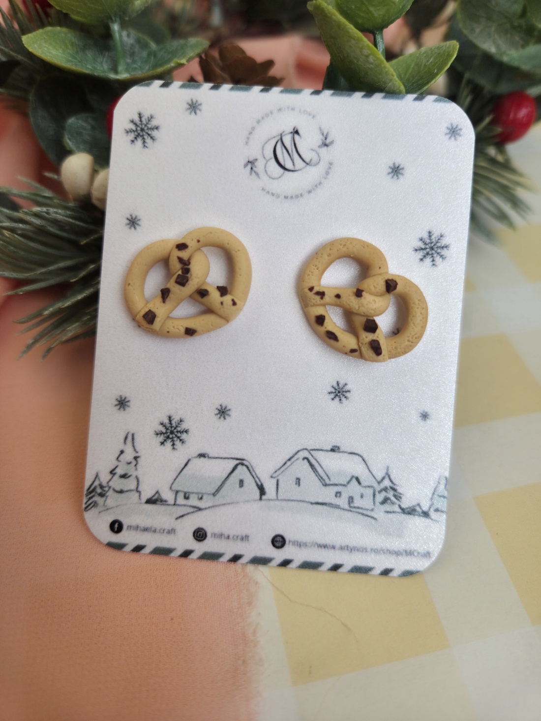 Cercei țintă covrig - crăciun - cadouri de moș crăciun - cadouri de moș crăciun - Artynos.ro