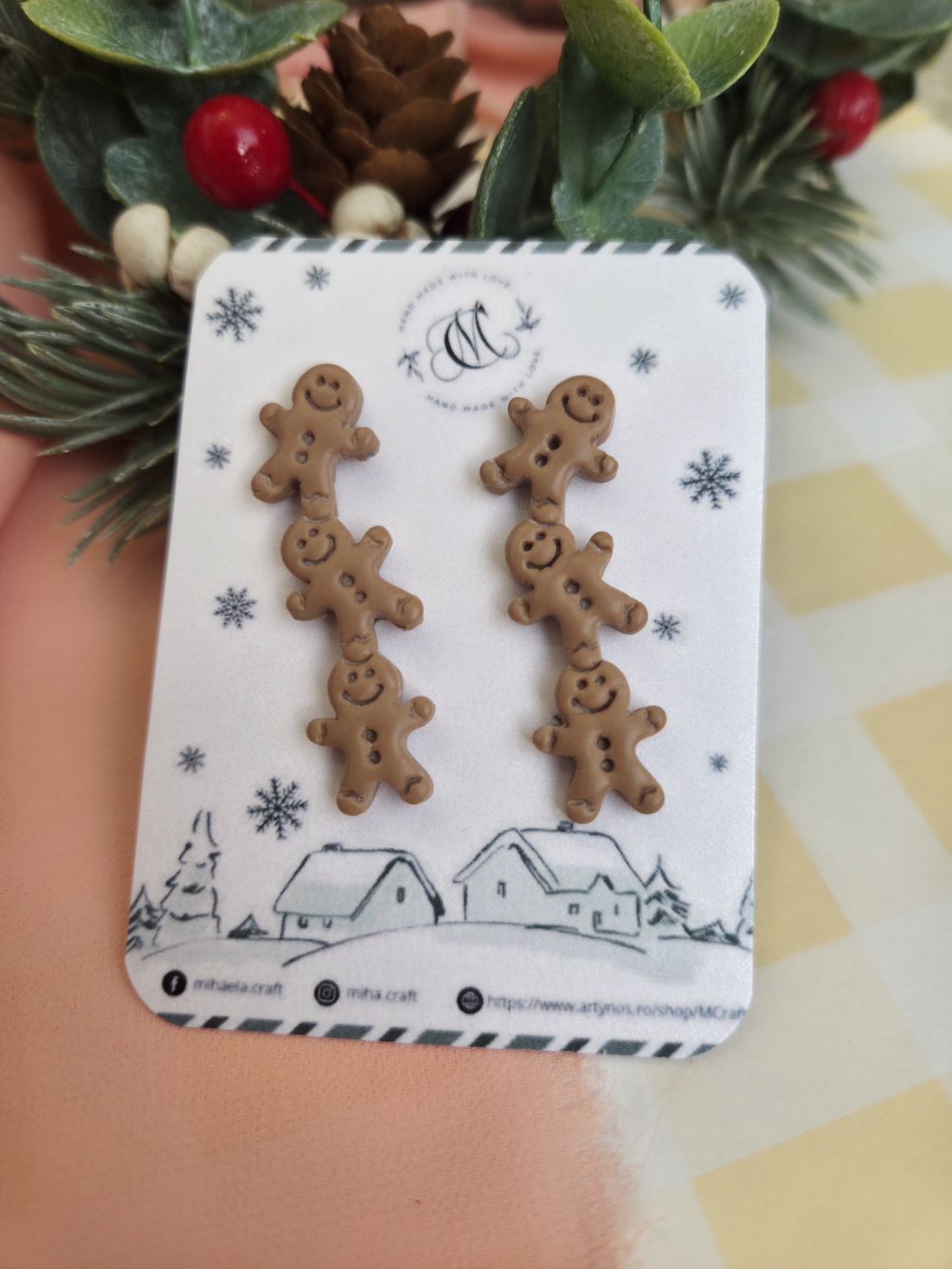 Cercei lungi omuleți de turtă dulce - crăciun - cadouri de moș crăciun - cadouri de moș crăciun - Artynos.ro