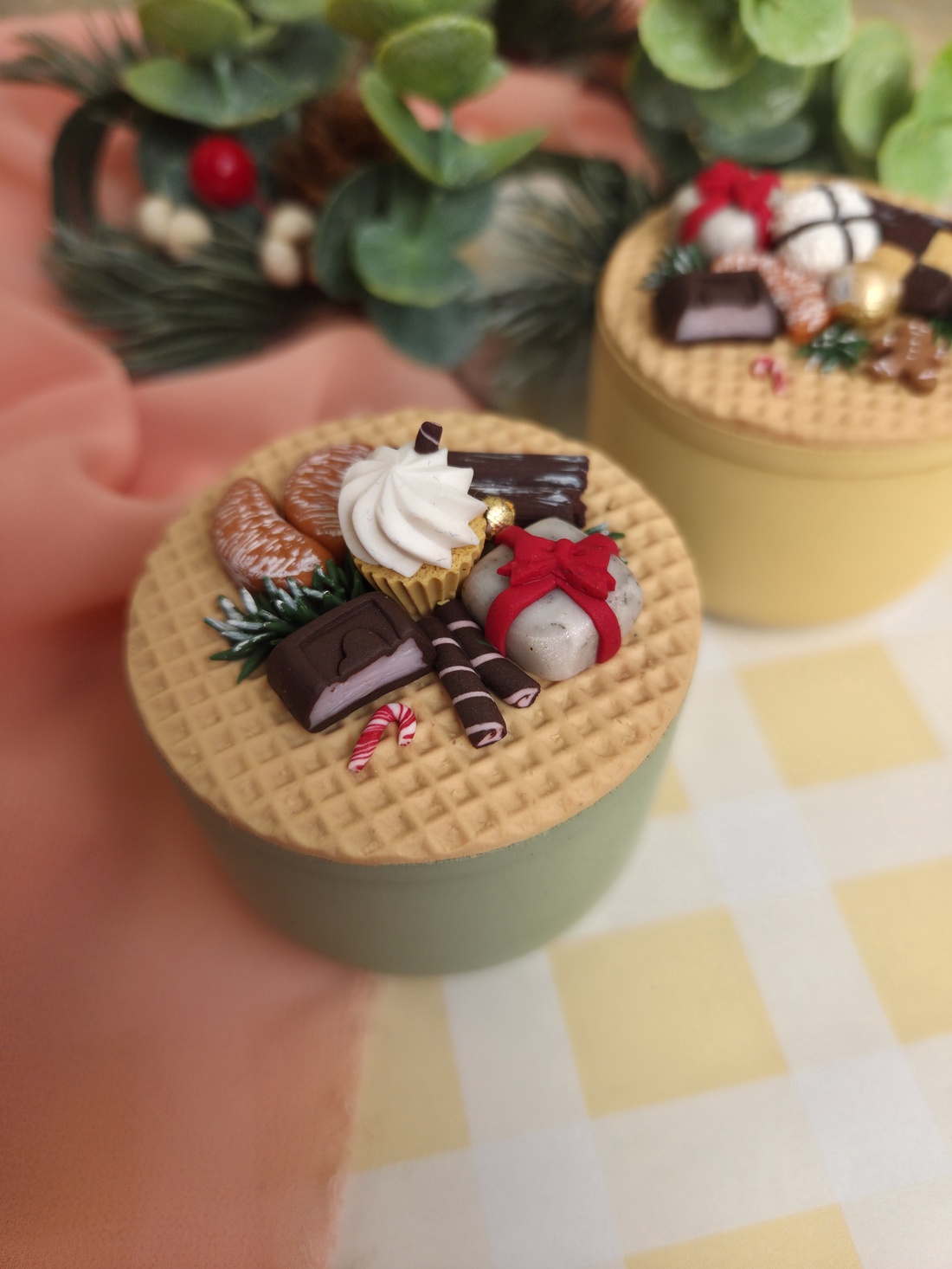 Lumânare cu decor dulce - crăciun - decorațiuni de crăciun de casă - lumânări parfumate de crăciun - Artynos.ro