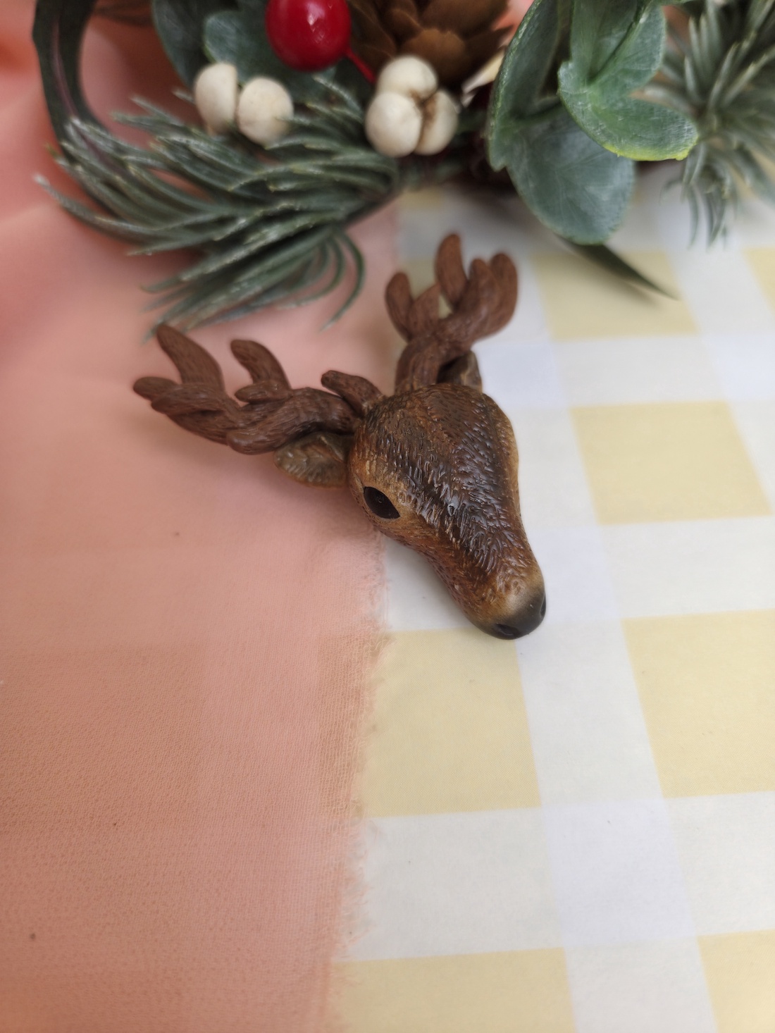 Broșă Cerb - crăciun - cadouri de moș crăciun - cadouri de moș crăciun - Artynos.ro