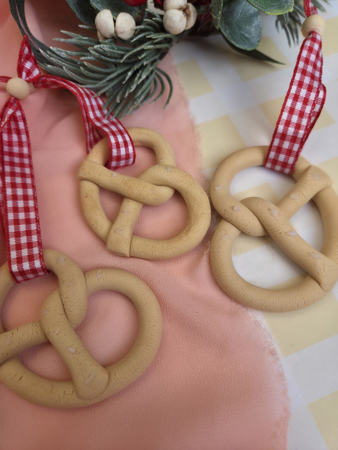 Covrig - Decorațiune pentru brad - crăciun - cadouri de moș crăciun - cadouri de moș crăciun - Artynos.ro